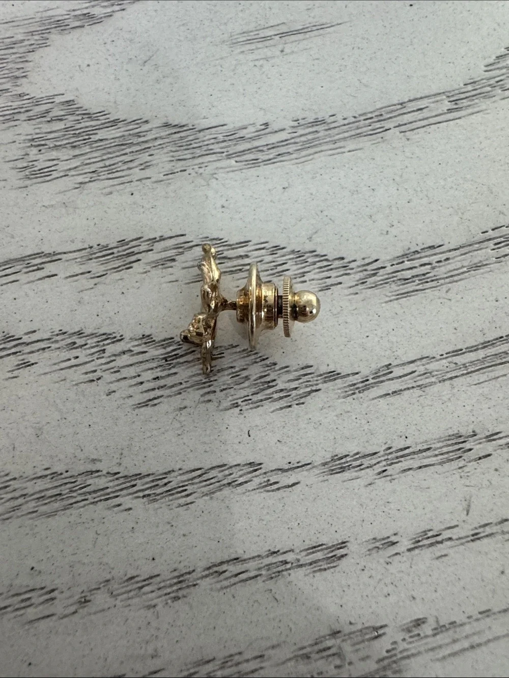 Gold Cherub Brooch Pin - Women's Accessories